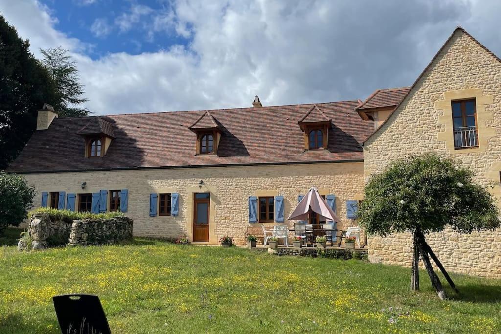 Charming 19Th Century Farmhouse With Pool Vitrac  Kültér fotó