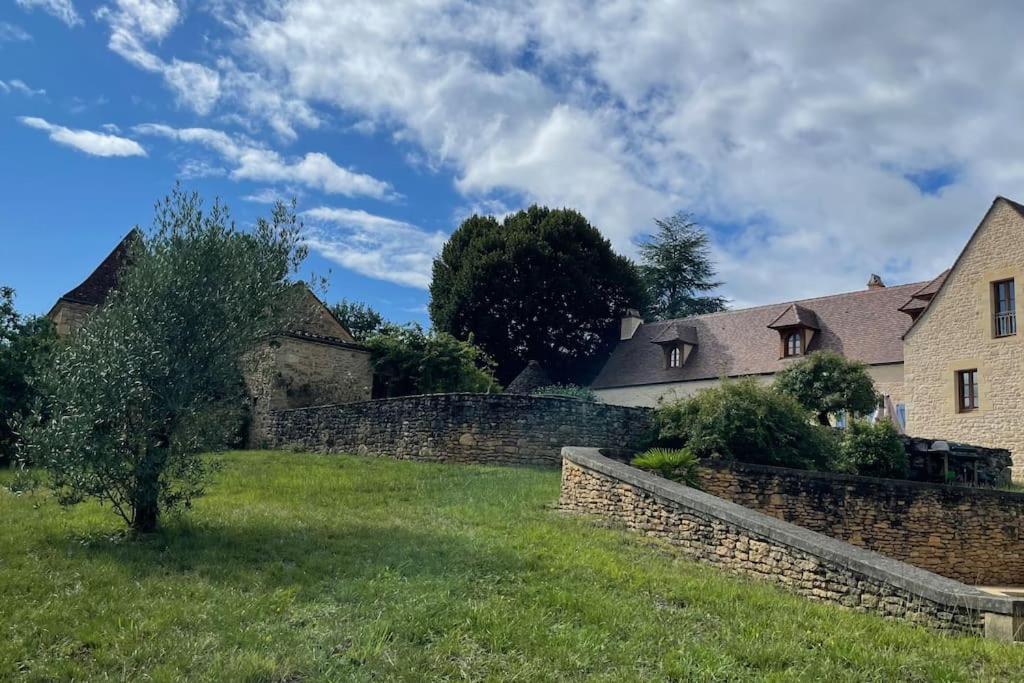 Charming 19Th Century Farmhouse With Pool Vitrac  Kültér fotó